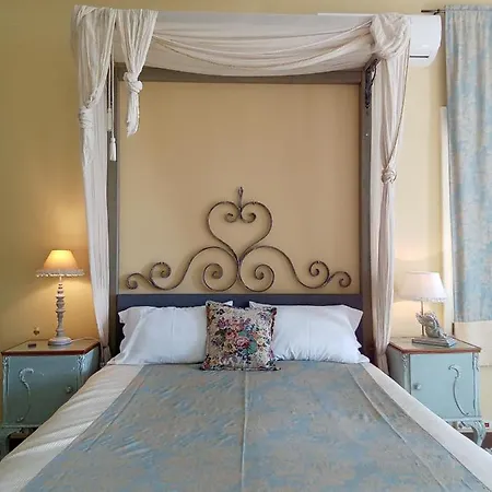 Locadiera Pansion Πανδοχείο 2*