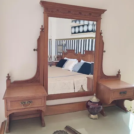 Locadiera Pansion Πανδοχείο