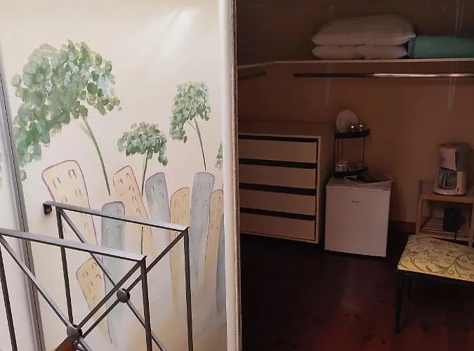 Locadiera Pansion 2* Ermupoli