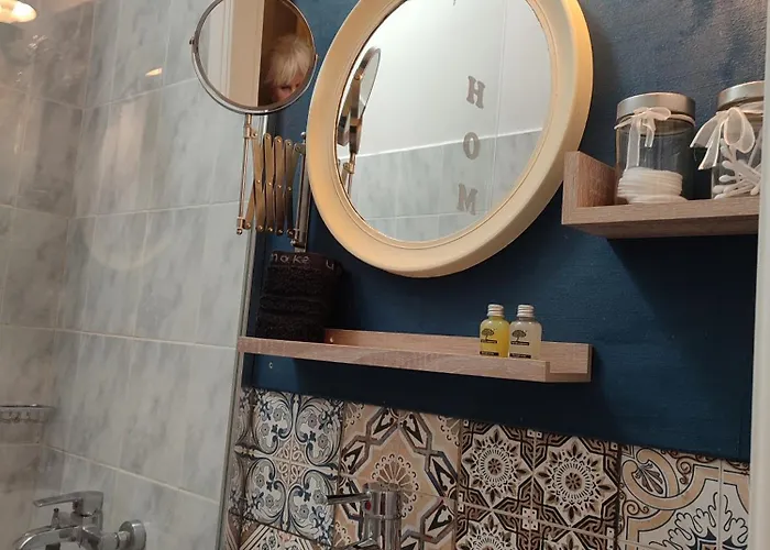 Locadiera Pansion 2*