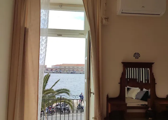 Locadiera Pansion Zajazd Ermupoli