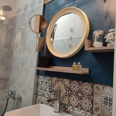 Locadiera Pansion 2*