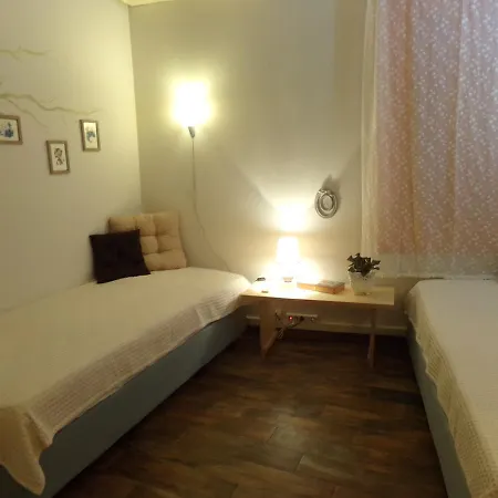 Locadiera Pansion 2*