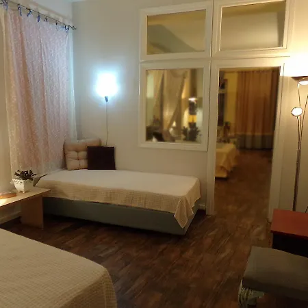 Locadiera Pansion 2*