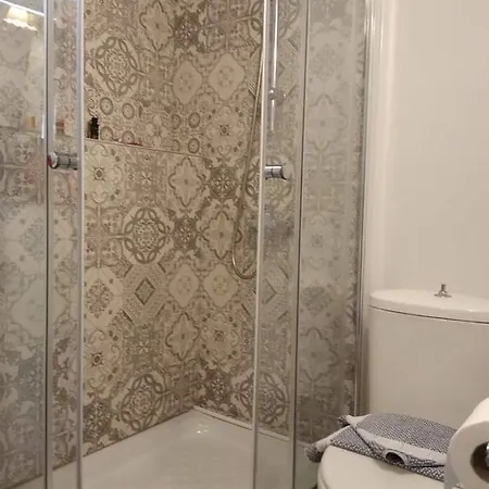 Locadiera Pansion 2*