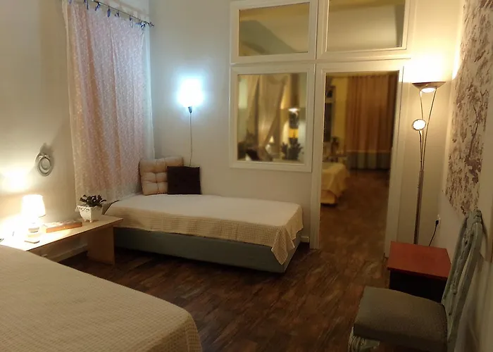 Locadiera Pansion 2*