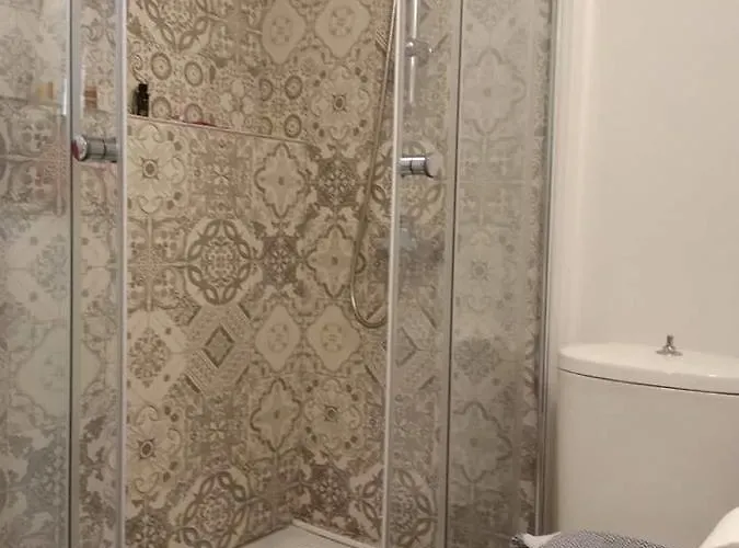 Locadiera Pansion 2*